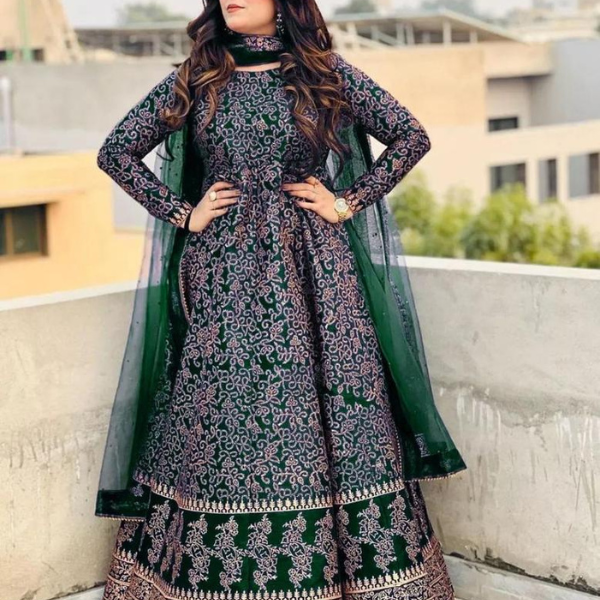 3 Pcs Women’s Stitched Katan Silk Screen Printed Maxi Suit with Dupatta – Round Neck Party Wear Dress storeone.pk